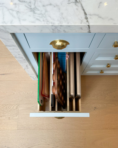 Front-to-back adjustable dividers