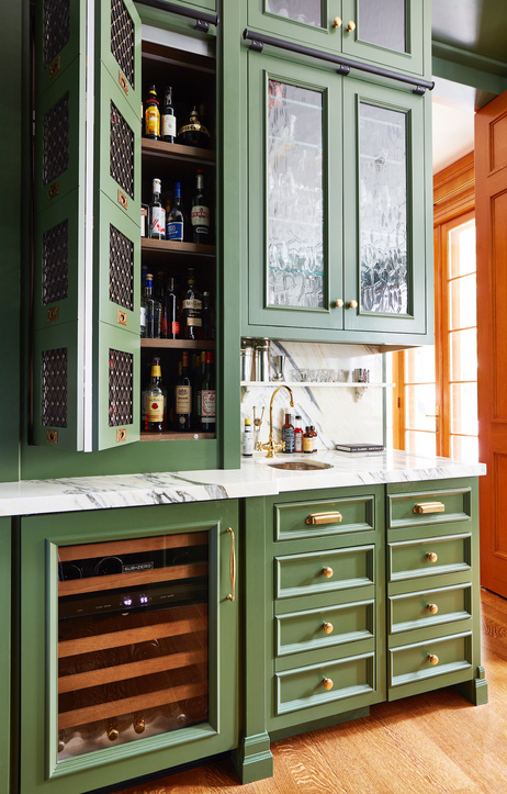 Soft-close pocket doors